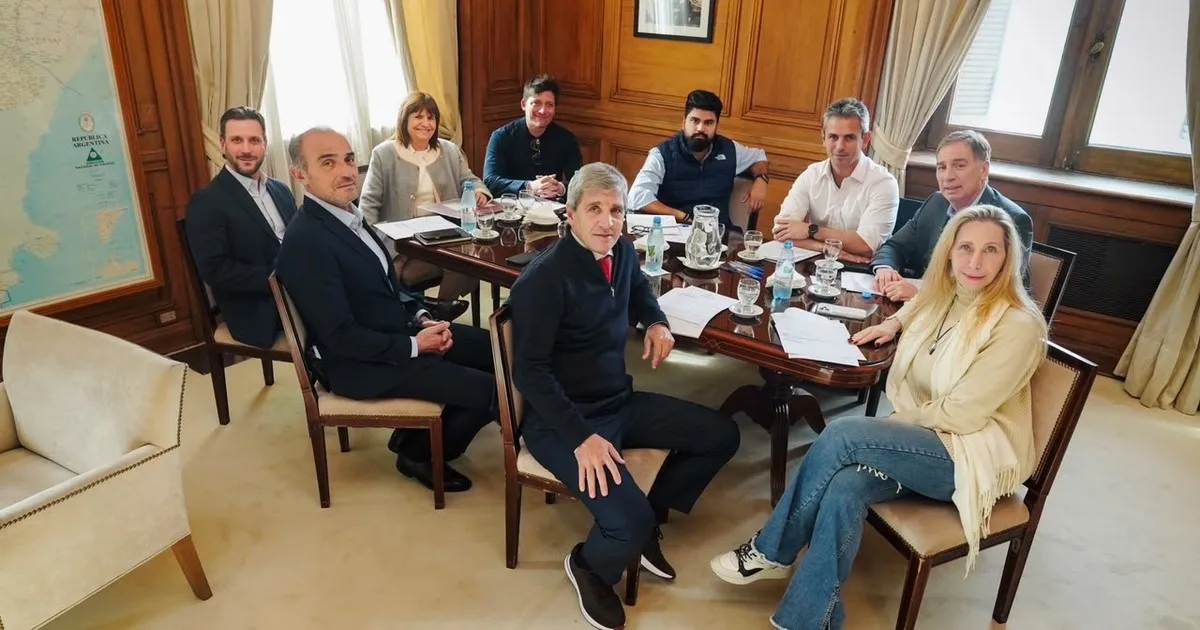 “Contame los votos”: quién es quién en la pelea por la reforma electoral que divide a la mesa política de Milei