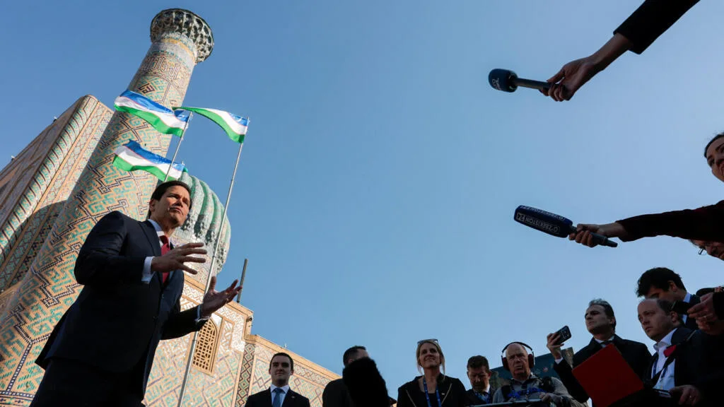 Ukraine: Marco Rubio affirme qu'il n'y a eu «aucune pause» dans le partage de renseignements avec Kiev