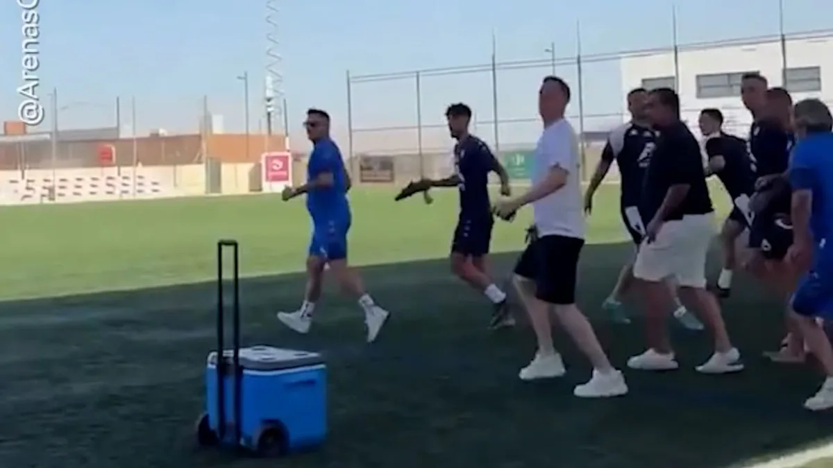 Plötzlich wackelt der Boden - Erdbeben bei Spanien-Training