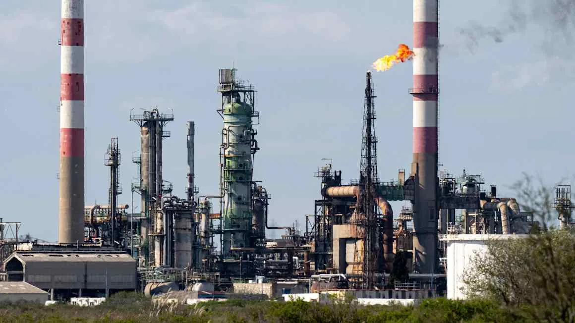 The energy crisis is changing what investors want from oil majors