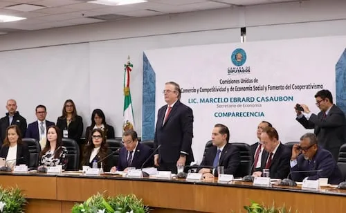 Ebrard descarta estancamiento en negociación del T-MEC; México insiste en bajar arancel automotriz