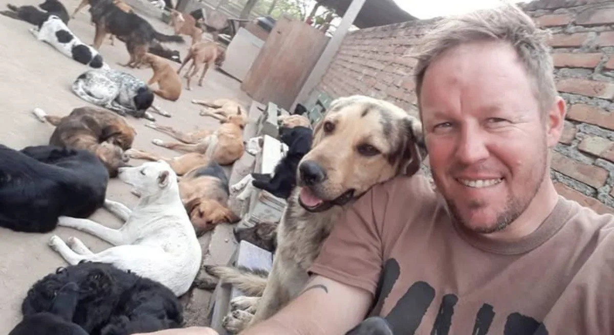 De perder a su perra a crear su propio refugio: quién era “El Polaco” Groh Riemersma, el proteccionista que murió en un choque