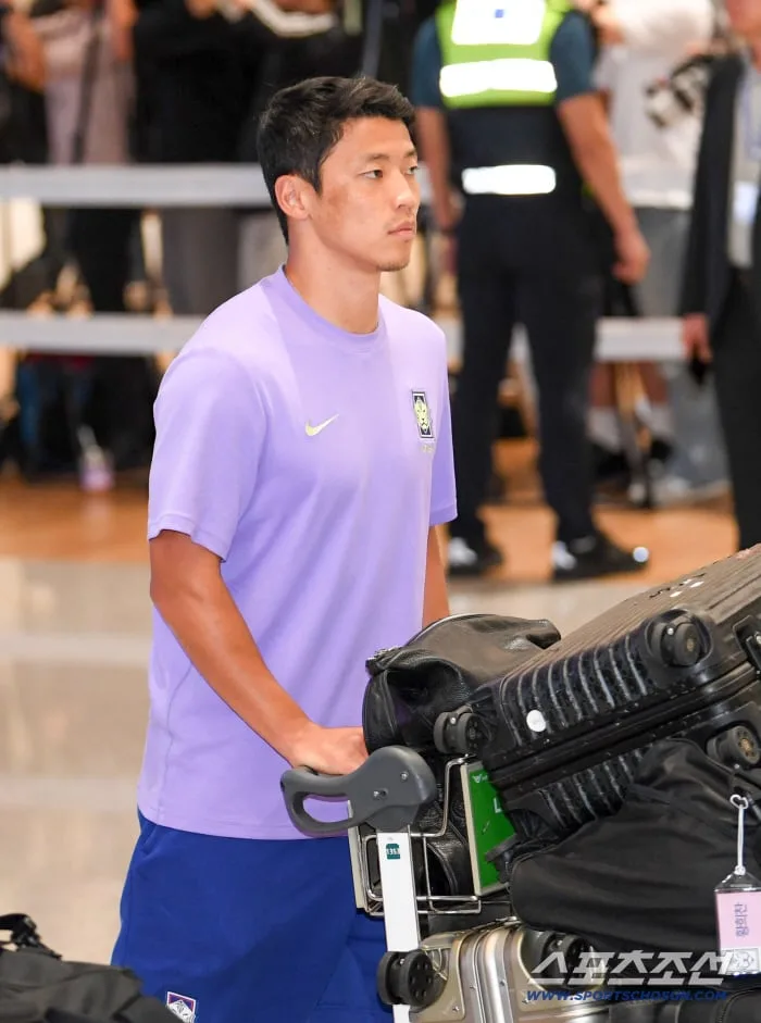 "韓 축구 좌절!" 국가대표 공격수 황희찬, 울버햄튼 방출 통보 '완전 제외'→크리스털 팰리스 영입 계획 포기