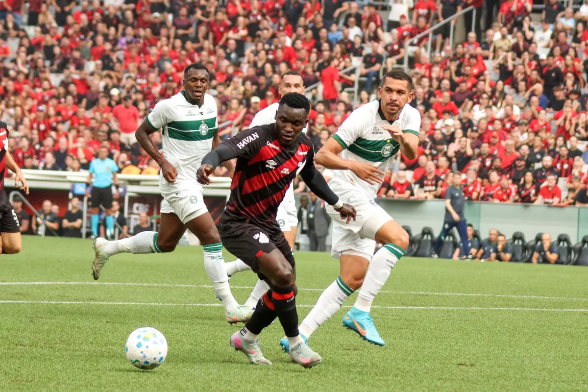 Cartola terá nove jogos válidos na rodada #27; saiba quando o mercado fecha