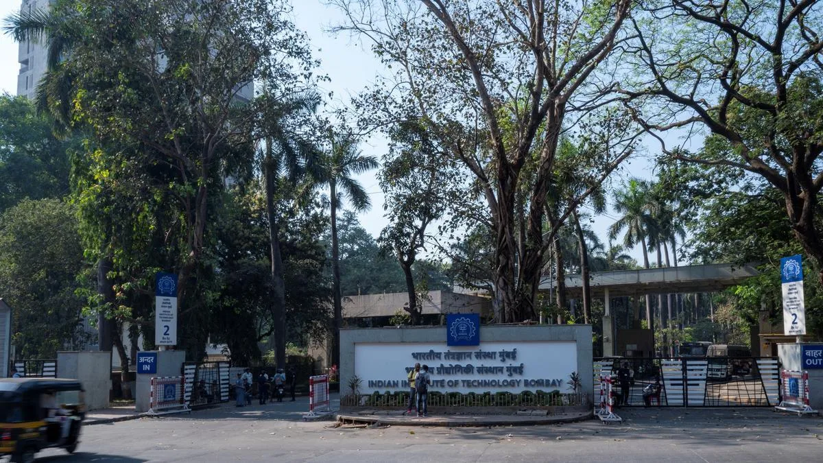 Section of IIT-Bombay faculty questions due process in student’s alleged exam malpractice