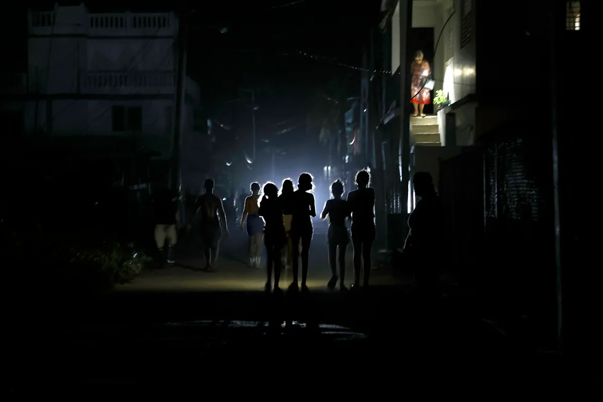Cuba sufre un nuevo apagón nacional en medio del deterioro del sistema eléctrico
