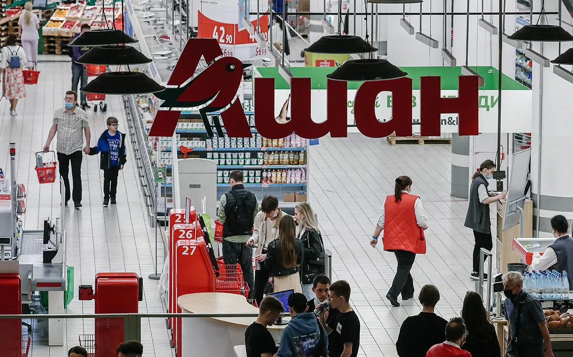 Юристы рассказали о последствиях передачи активов Auchan и Nestle
