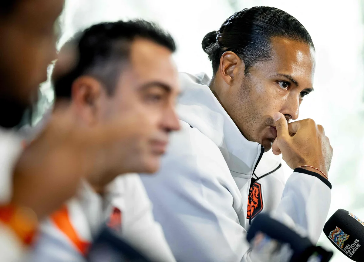 El tenso cruce entre Virgil van Dijk y un periodista: “Das respuestas muy cortas, sos un poco cortante”