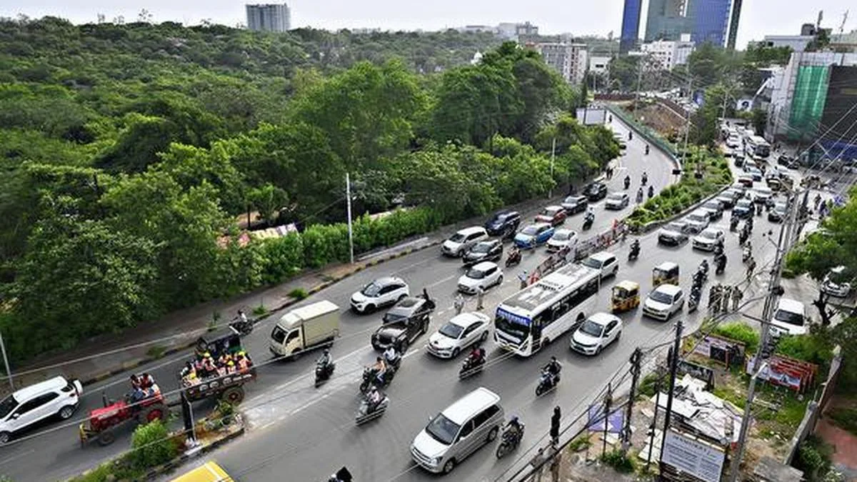 ‘Every flyover creates demand for four more’: Experts seek rethink of Hyderabad’s traffic model