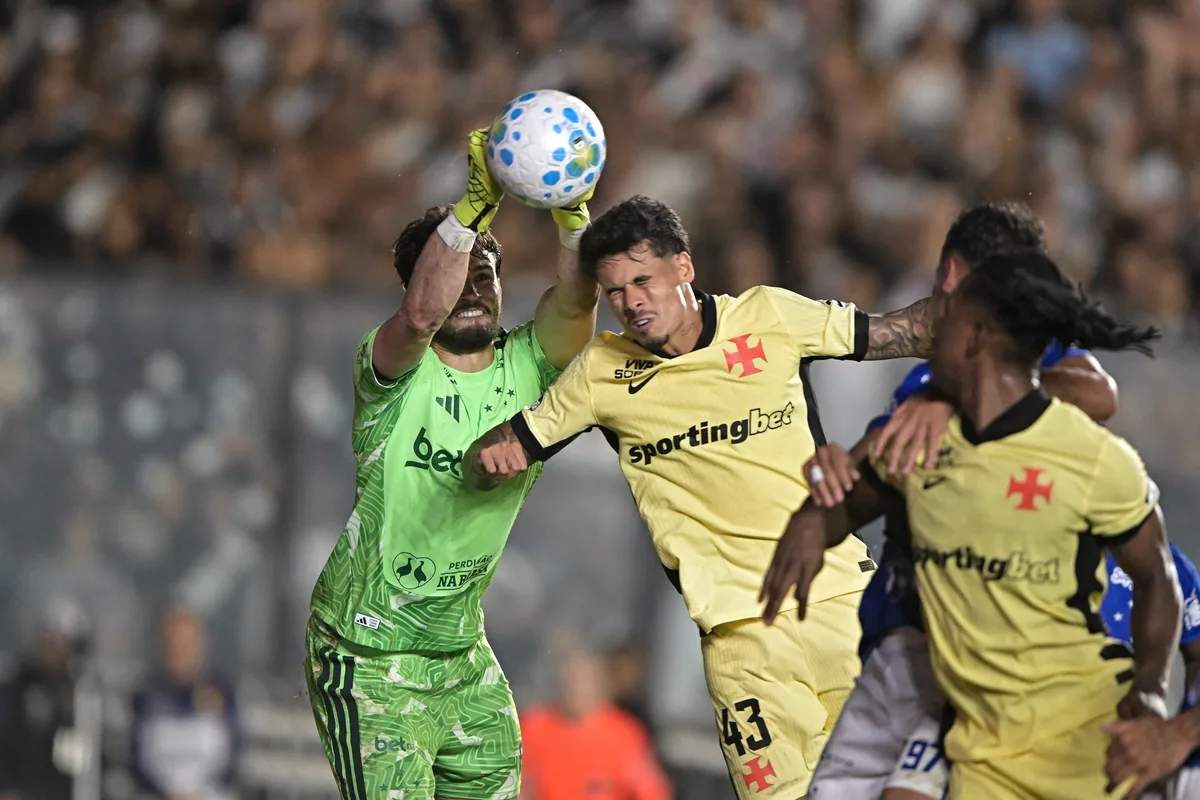 Análise: Cruzeiro precisa dividir responsabilidades para estancar viés de baixa antes de jogo do ano