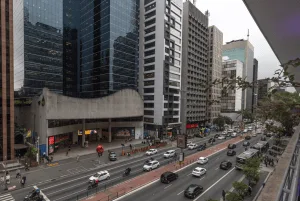 Euforia do mercado com eleição desvia olhar do problema da dívida do Brasil