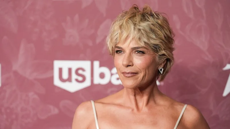 Selma Blair arrested after allegedly attacking flight attendants during flight to New York