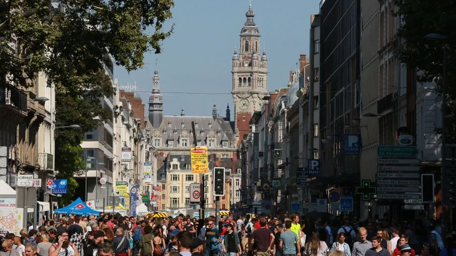 Braderie de Lille : comment une foire aux vieux vêtements est devenue la plus grande braderie d'Europe