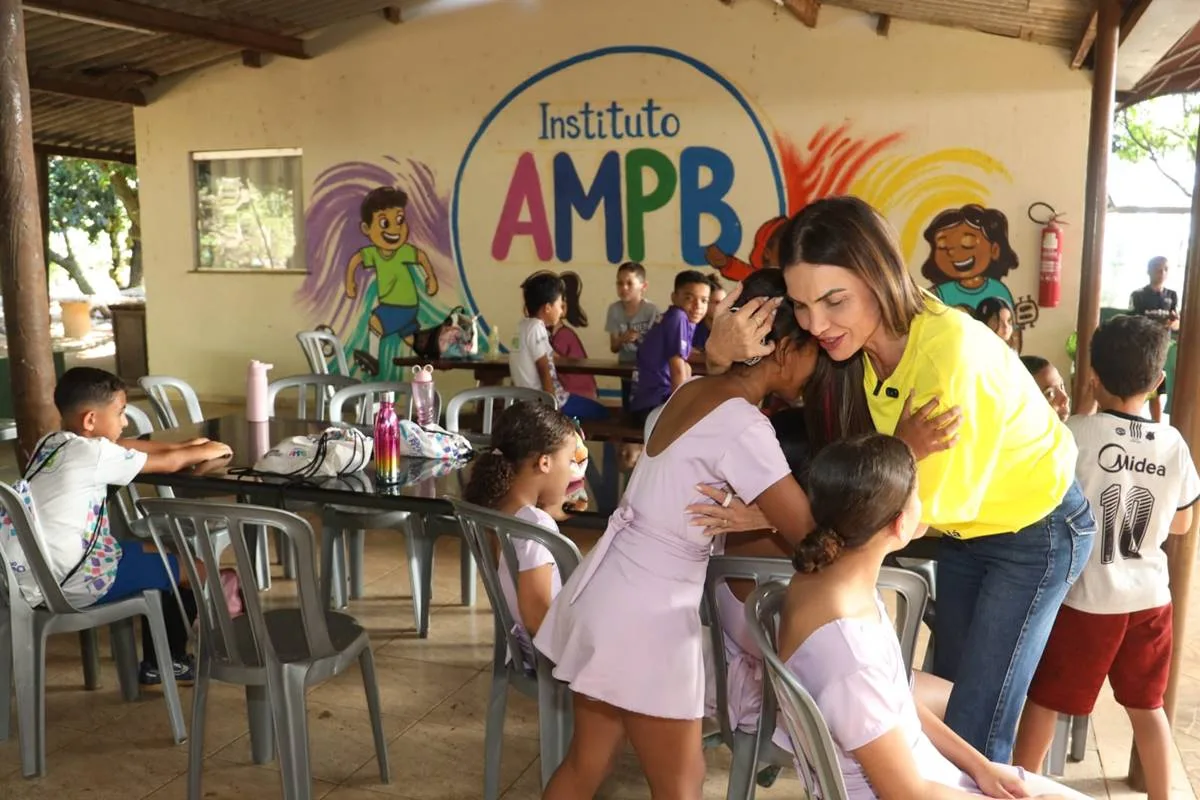 Paula Belmonte rebate acusações sobre instituto que recebeu recursos do BRB