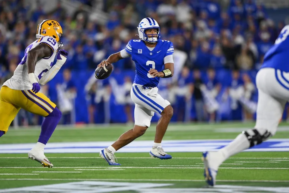 Basketball Schools Kentucky And UCLA Are Thriving In Football