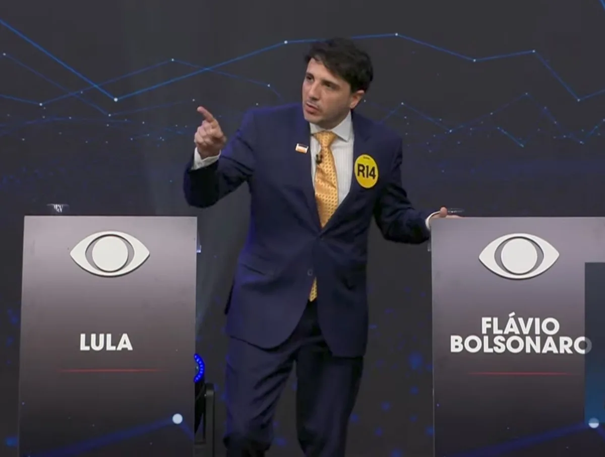 Lula da Silva y Flávio Bolsonaro se ausentaron del primer debate presidencial en Brasil