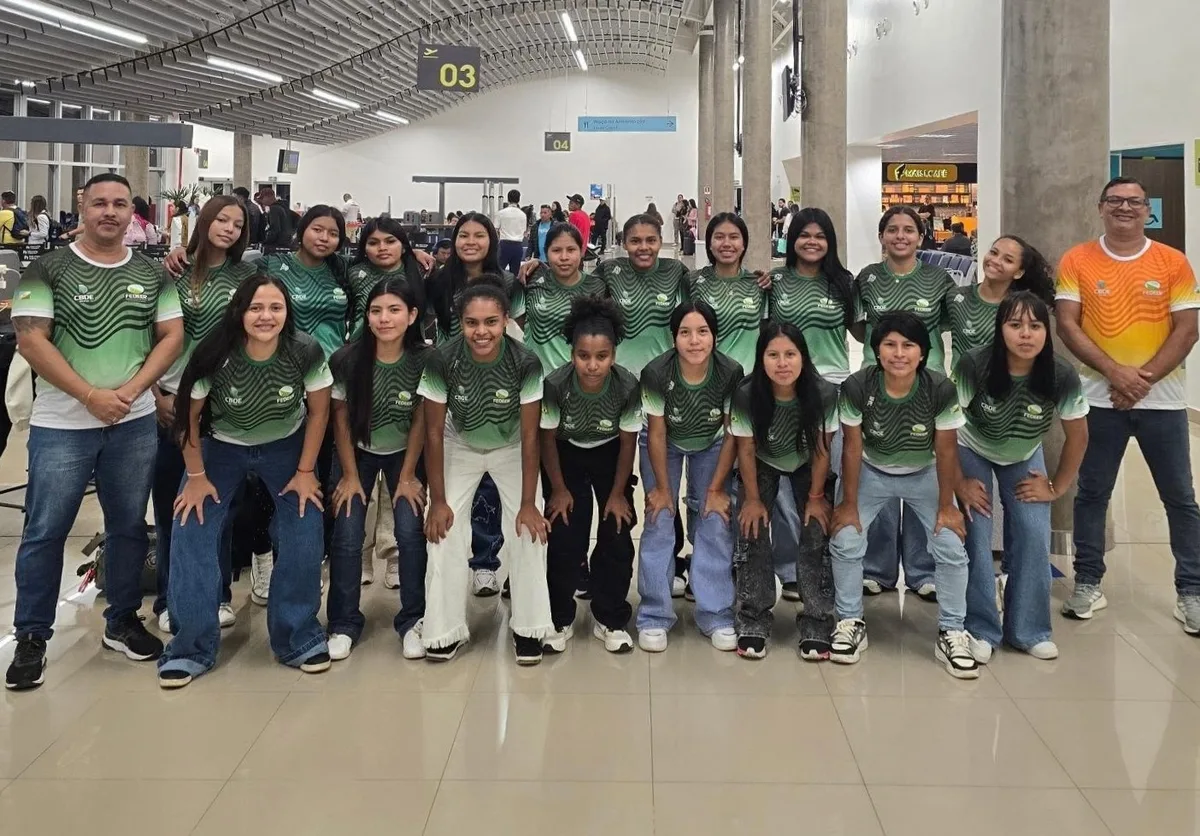 Colégio militarizado Cícero Vieira Neto embarca rumo ao JEBs em Pernambuco