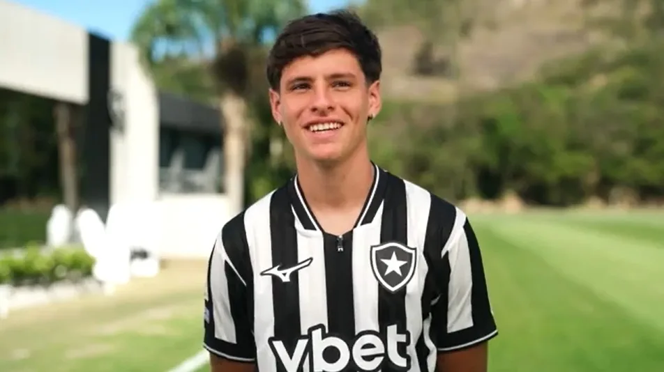 Montoro, do Botafogo, entra em lista de melhores meias sub-23 da América do Sul