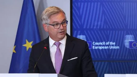 La Comisión Europea concluye que la 'prioridad nacional' de Vox vulnera la jurisprudencia del TJUE