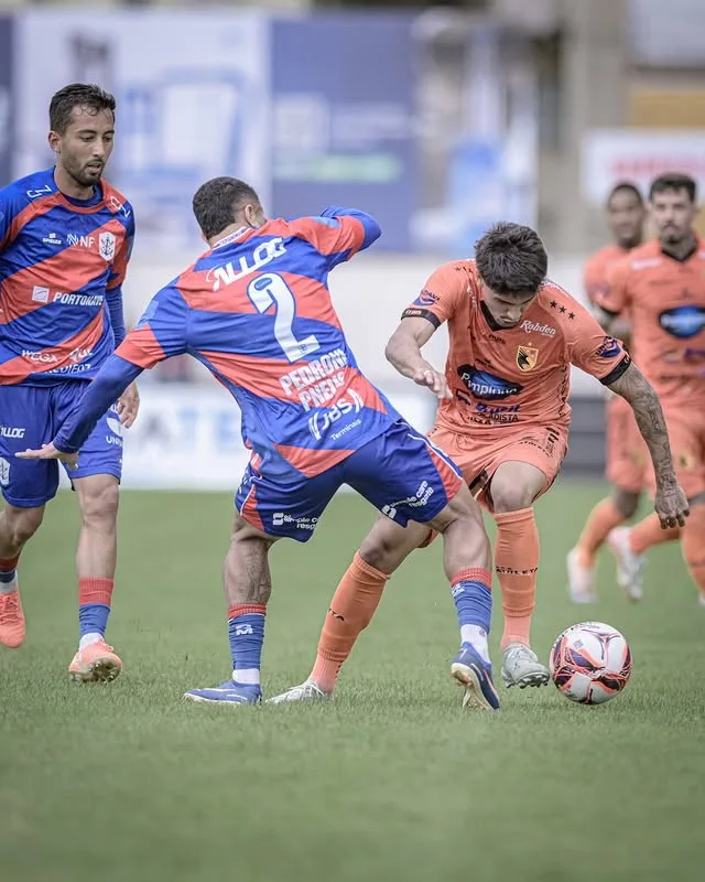 Santa Catarina vence o Marcílio Dias e é líder da Copa SC