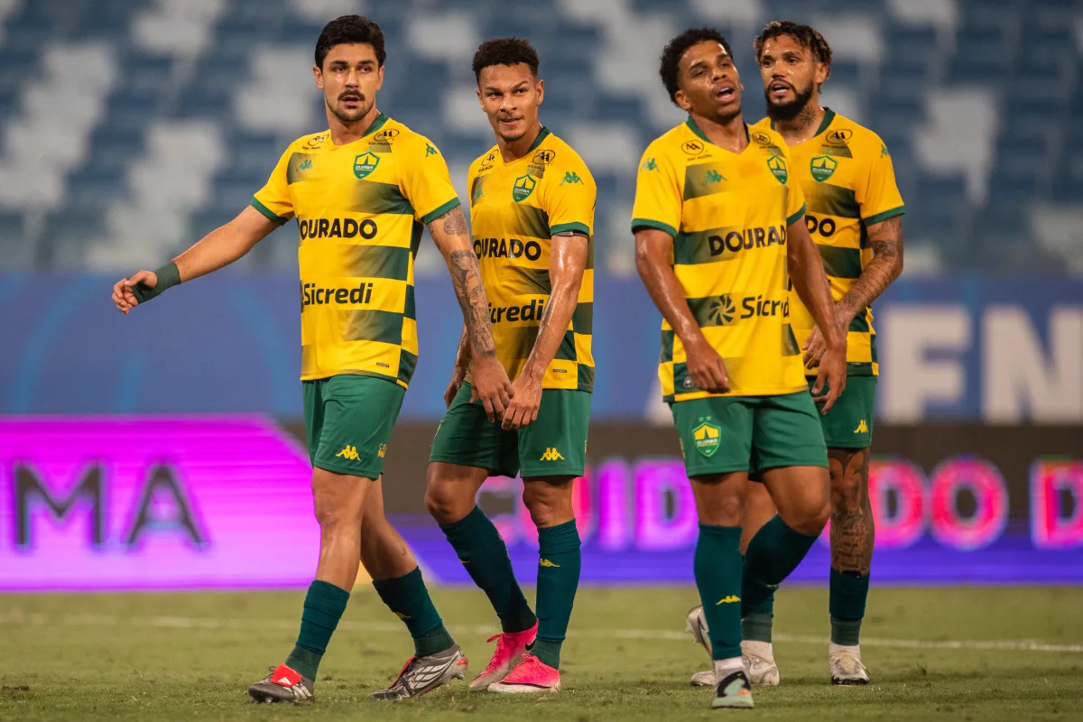 Cuiabá x Goiás: veja onde assistir e prováveis escalações do jogo pela Série B