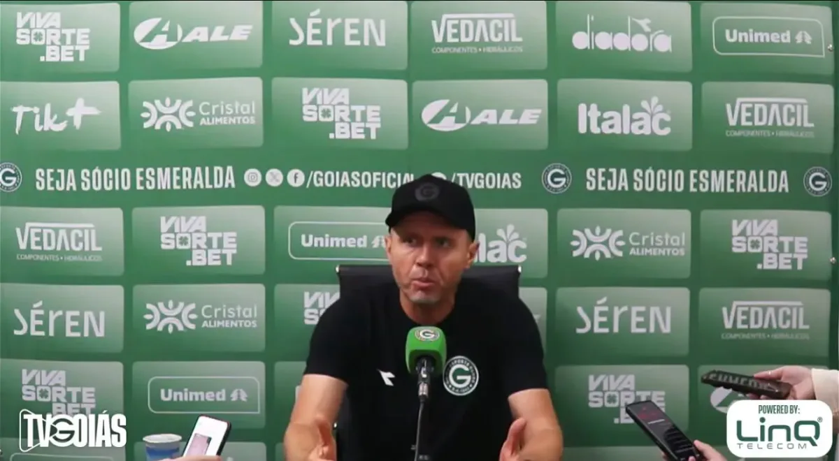 Mozart aponta erro na derrota do Goiás: “Perdemos o jogo nos primeiros cinco minutos”