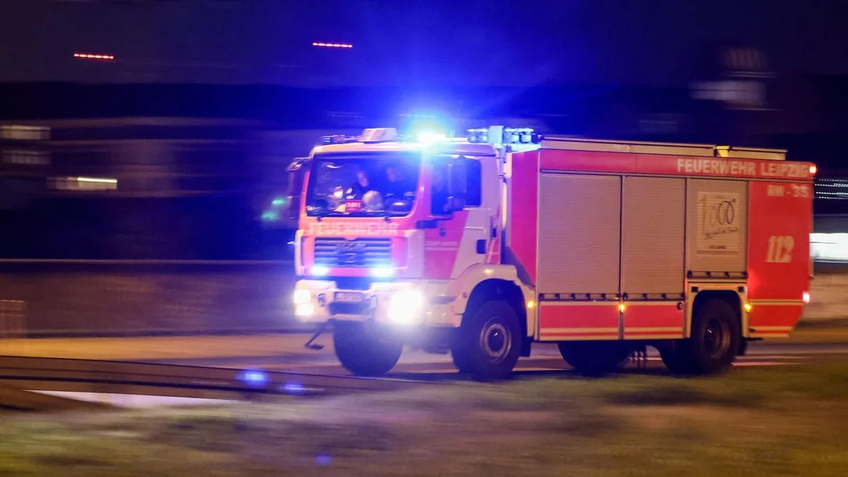 Zusammenhang zwischen Taten?: Brandstifter zünden nachts mehrere Autos an