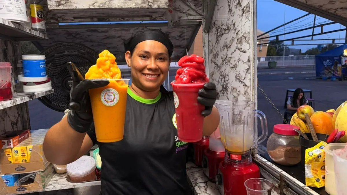 Empreendedora aposta em sucos frozen para refrescar os dias de calor em Boa Vista