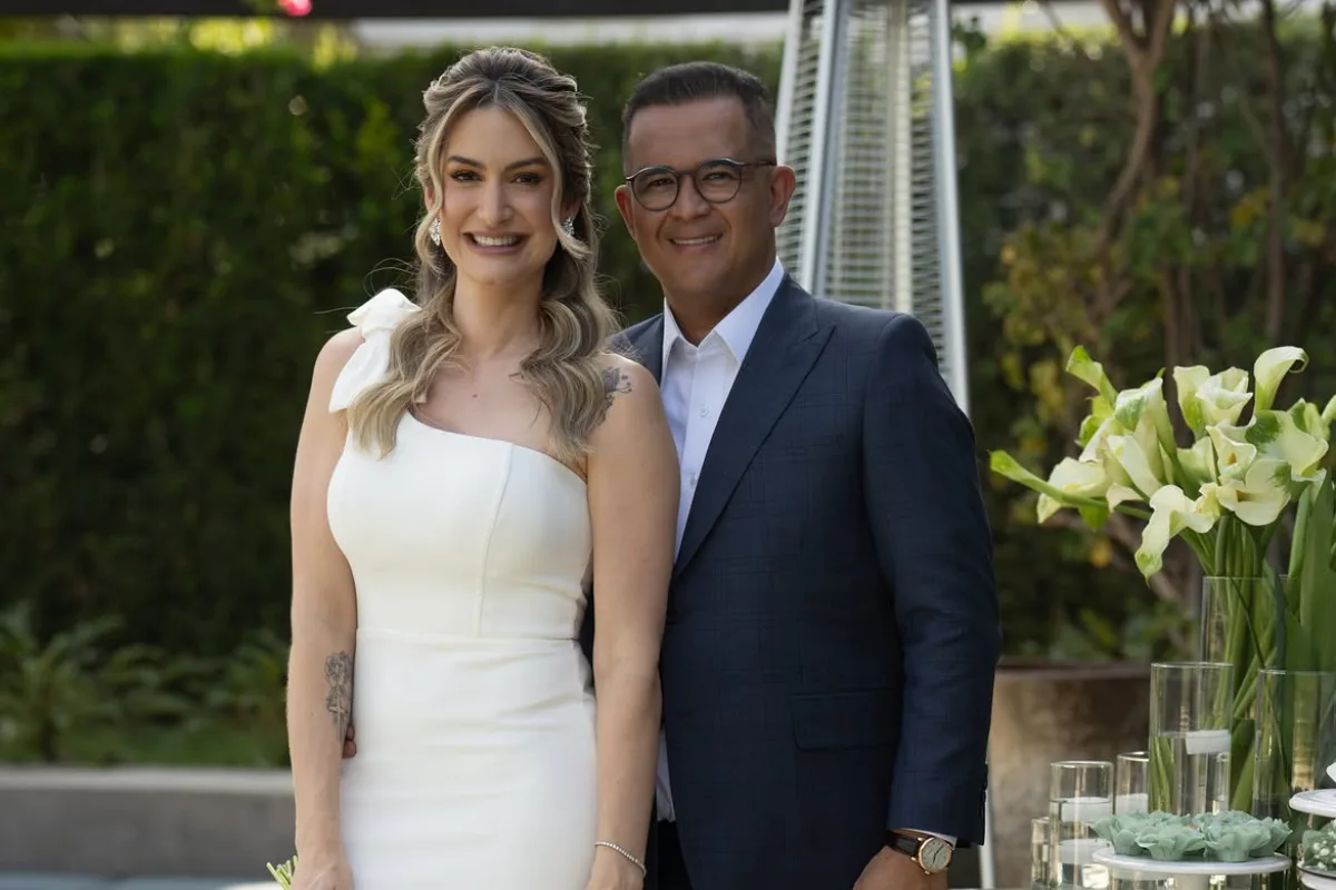 Esposa de Bruno Avelar desabafa sobre buscas: "Aguenta firme, meu amor"