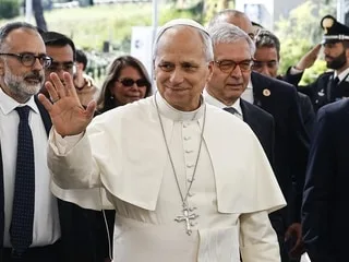 Pape Léon XIV : tumeur cancéreuse au poumon, convalescence… Comment va le souverain pontife après son opération ?