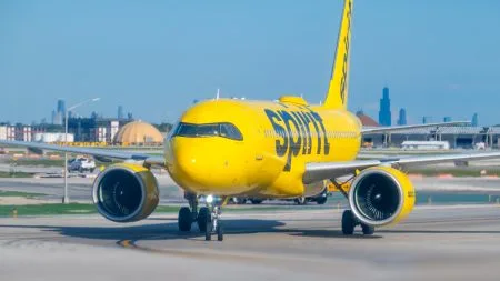 Flugbegleiter gehen gegen Verkauf von Daten insolventer Fluglinie an Google vor