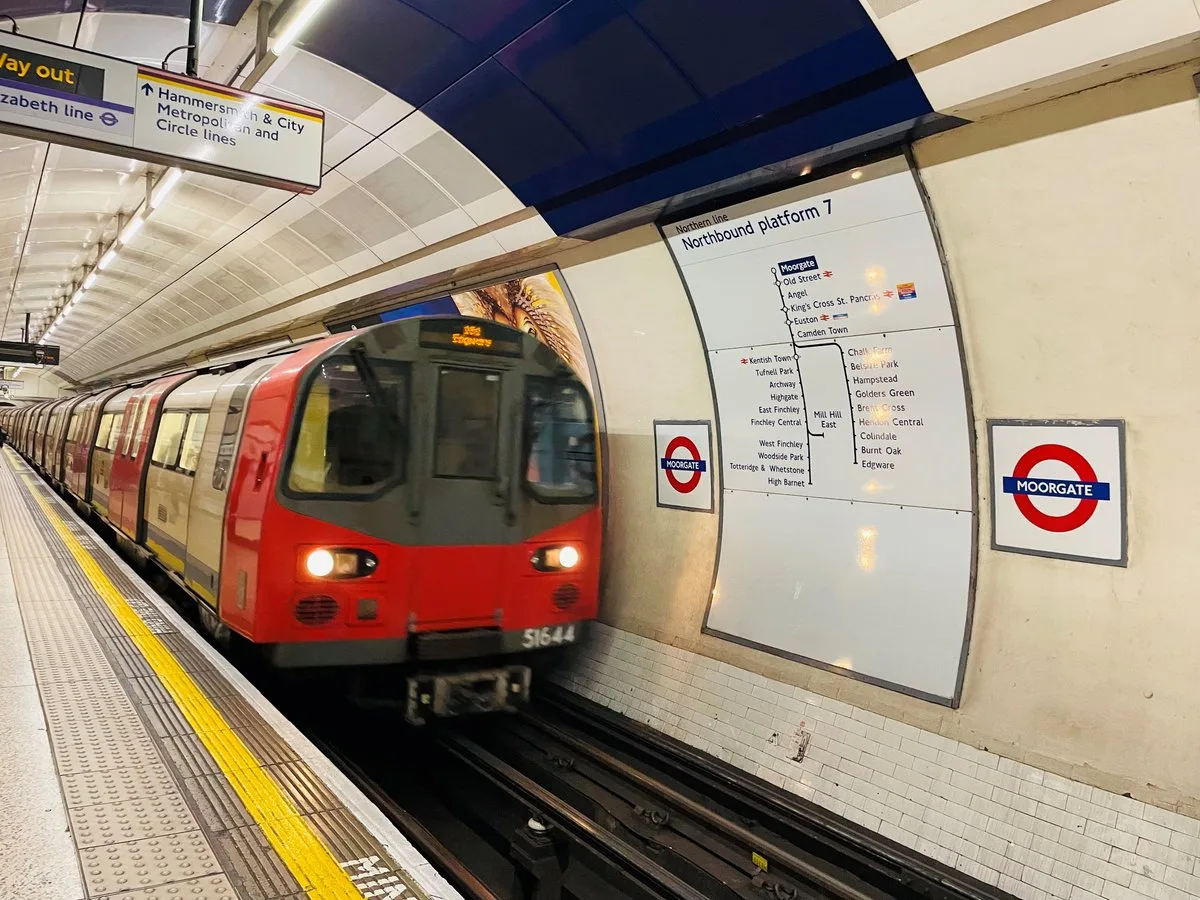 London travel news LIVE: Severe delays on the Northern line as commuters face delays ahead of rush hour