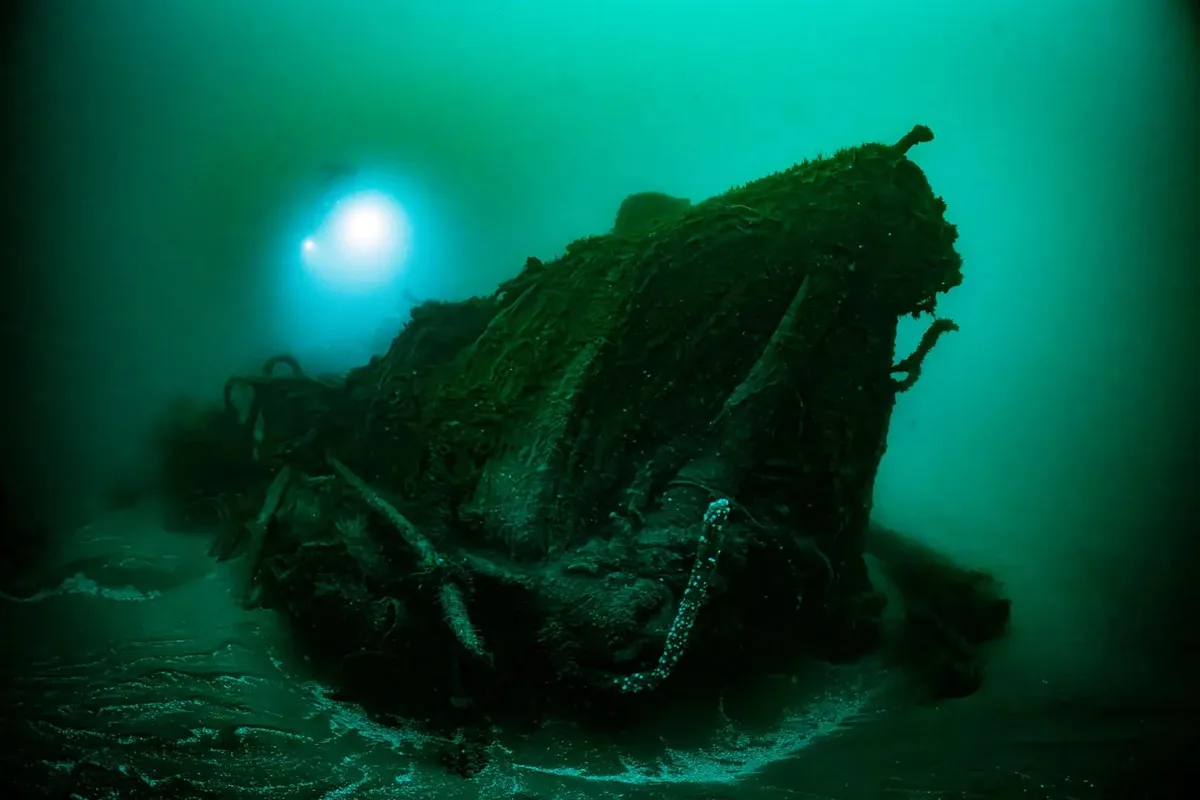 Naufrágio da Marinha Real com 118 anos é achado na costa da Inglaterra; fotos