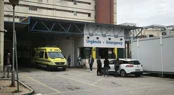 ULS Algarve nega tempos de espera nas urgências de Faro e Portimão indicados pelo Portal do SNS