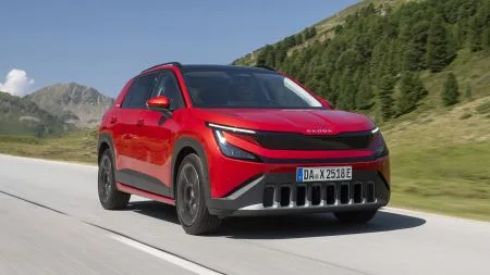 heise+ | Fahrbericht Skoda Epiq 55: Der gute Einstieg