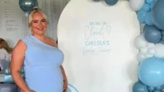 'Baby Tommy's here, Chelsea's not': First-time mum dies in childbirth
