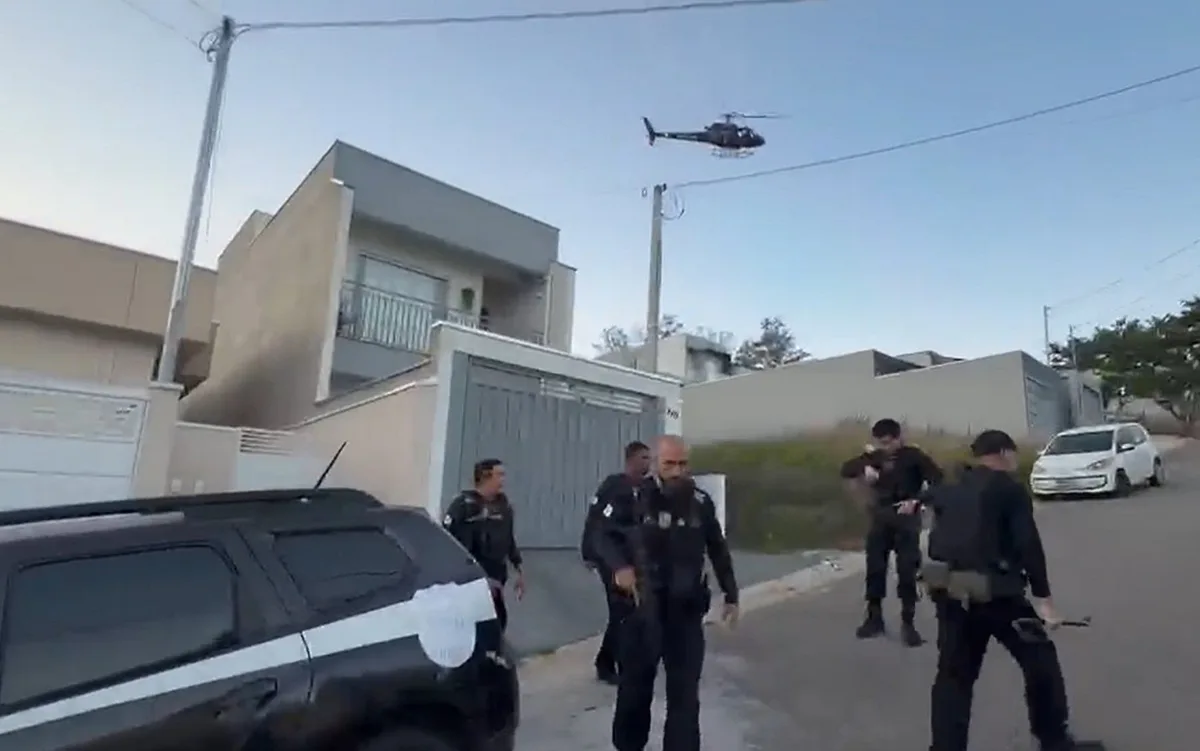 Operação policial prende 5 pessoas de facção suspeitas de participar de 'tribunal do crime' que matou jovem em Extrema
