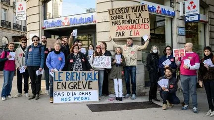 "On va renforcer la défiance des lecteurs" : le Syndicat national des journalistes dénonce les 400 suppressions de postes au profit de l'IA dans le groupe Ebra