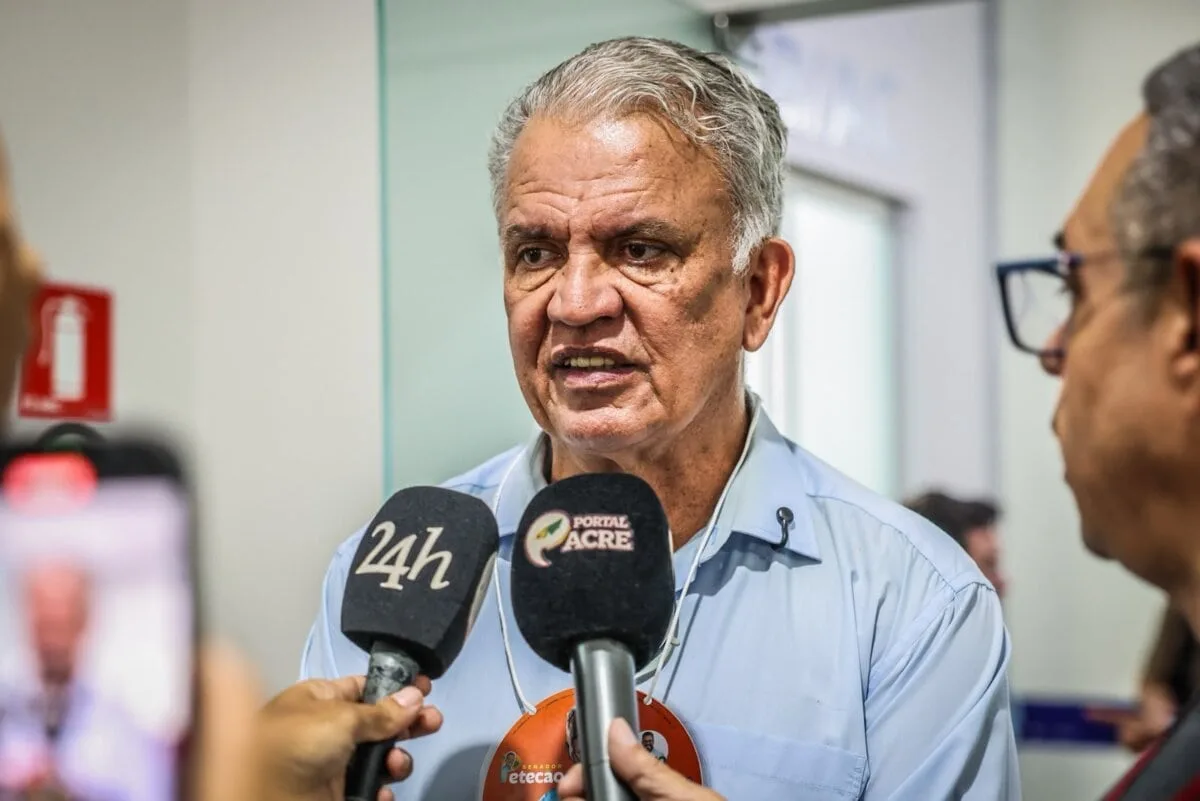 Petecão exalta parceria com cooperativas, defende agricultura e brinca: “É só não deixar a peteca cair, vai dar peteca na cabeça”