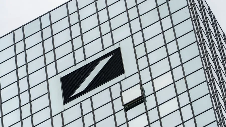 Dax: Aktie der Deutschen Bank erreicht den höchsten Stand seit 15 Jahren