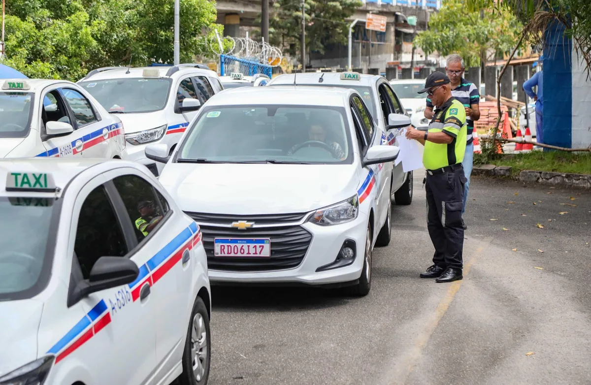Após um mês, apenas 30% dos taxistas realizaram vistoria em Salvador