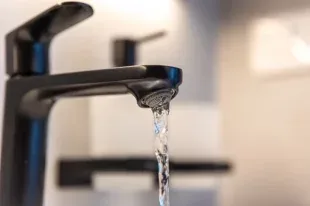 Чем можно заразиться через водопроводную воду в южных странах?