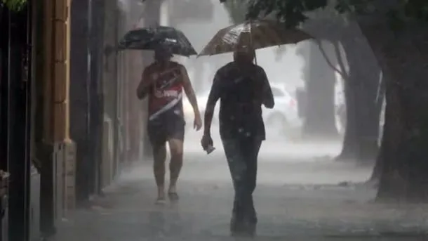 Siguen las lluvias y el mal tiempo en el AMBA: para cuándo se espera una mejora en el pronóstico