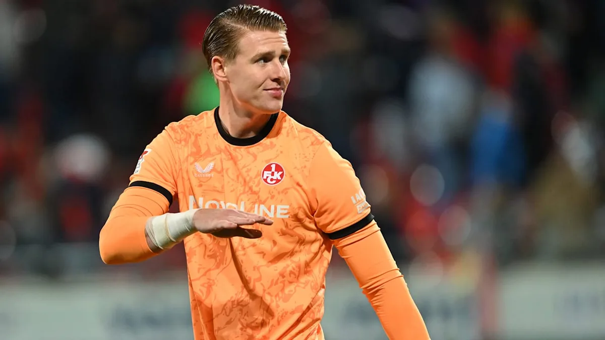 „Stolz auf meine Jungs“ - FCK-Torwart macht Liebeserklärung an Abwehr