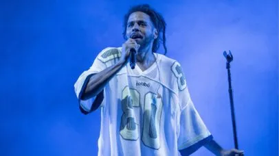 J. Cole cancela show após morte de membro da equipe