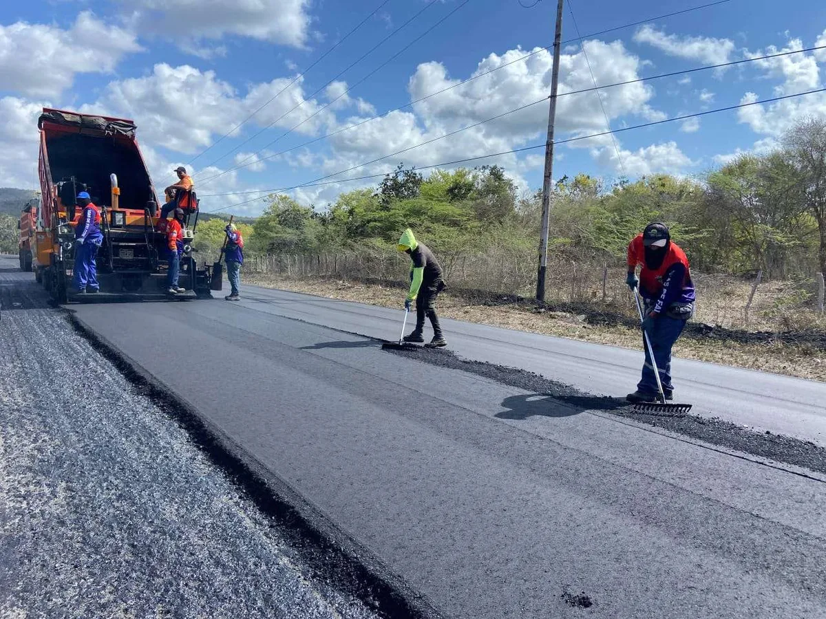 Recuperados 15 km de la carretera Morón-Coro en lo que va de año