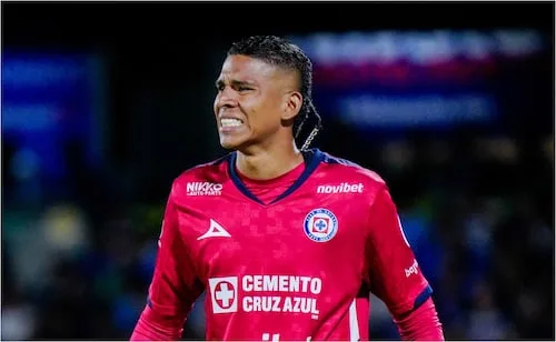 Errores de Kevin Mier con Cruz Azul desatan ola de críticas en Colombia