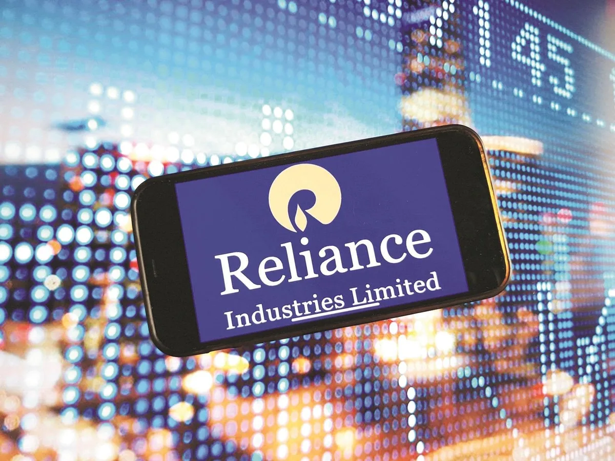 RIL: Jefferies sees O2C, retail growth fuelling re-rating; stock rises 2.5%