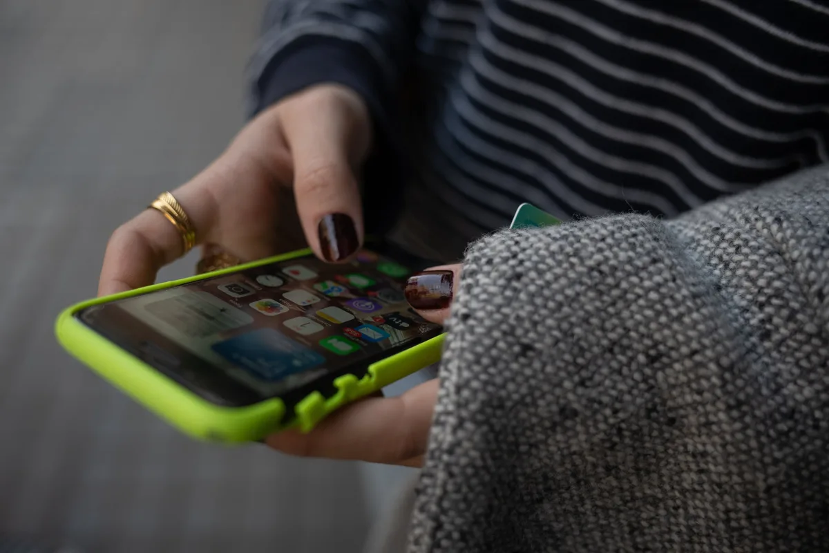 Cómo reducir el tiempo frente al celular con estas funciones de Google