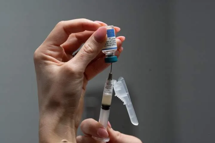 B.C. officials urge kids to return to school with up-to-date vaccines